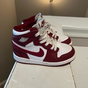 Nike Kids High-Top Sneakers in White and Burgundy
